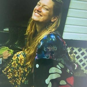 Meet your Posher, Bliss